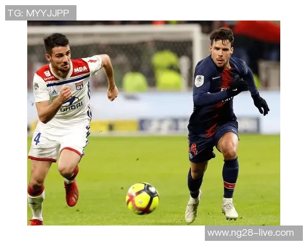 欧冠精彩对决：里昂3-0曼联点球大战引发全场热潮与数据分析